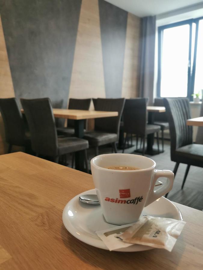 Ala Hotel Bystrice nad Pernstejnem Eksteriør billede