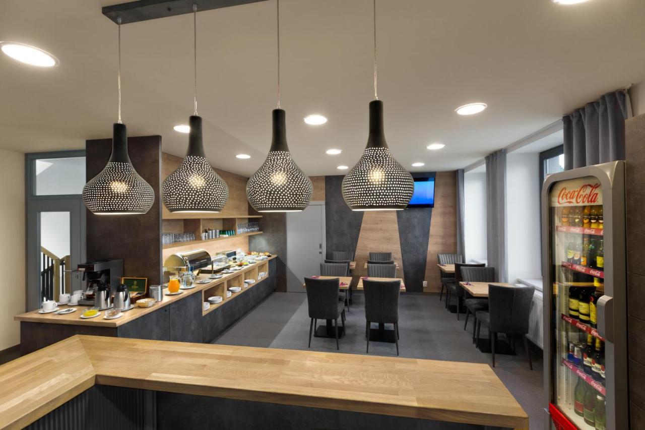 Ala Hotel Bystrice nad Pernstejnem Eksteriør billede